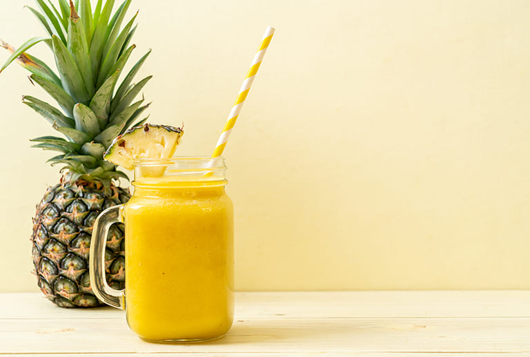 Let's talk about pineapples. Do you know all the benefits of this superfruit?